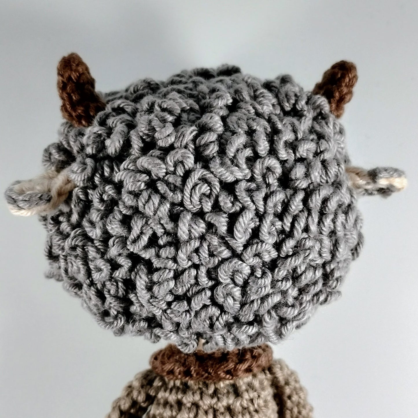 Padrão Amigurumi Signo Capricórnio - Coleção Zodíaco - Padrão detalhado com fotos - PDF (pt/en/es)