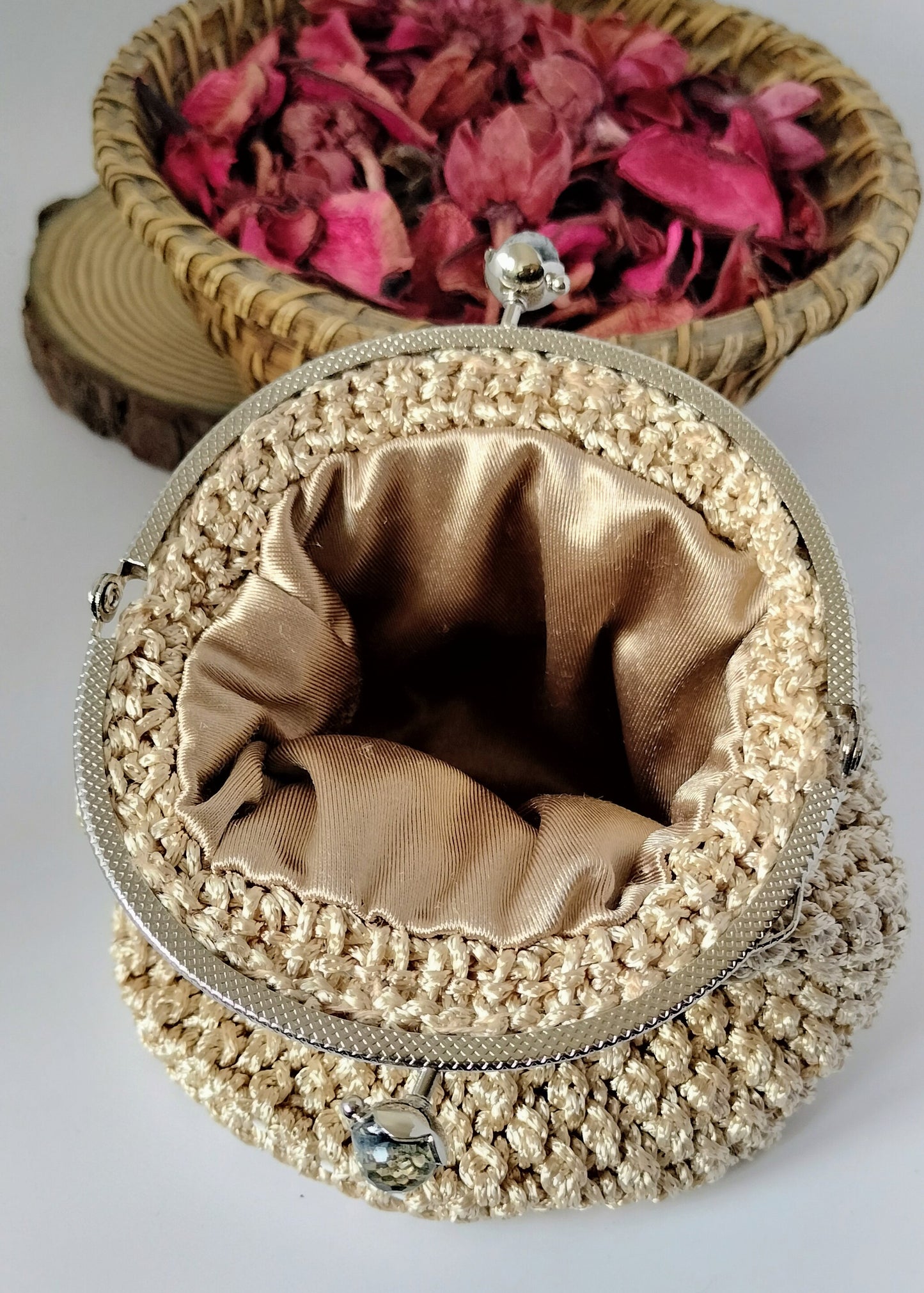 Bolsa em Crochê Amêndoa