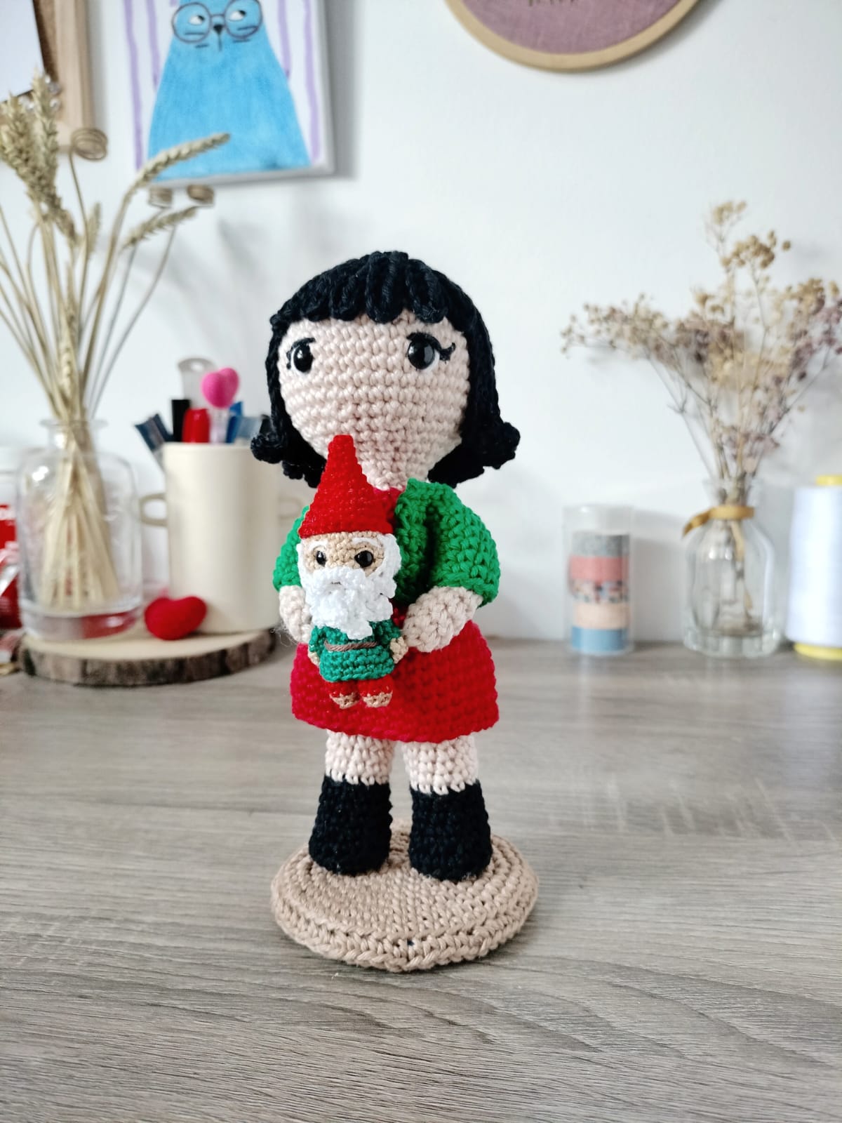 Amigurumi Inspirado em Amélie Poulain – Arte a Fio