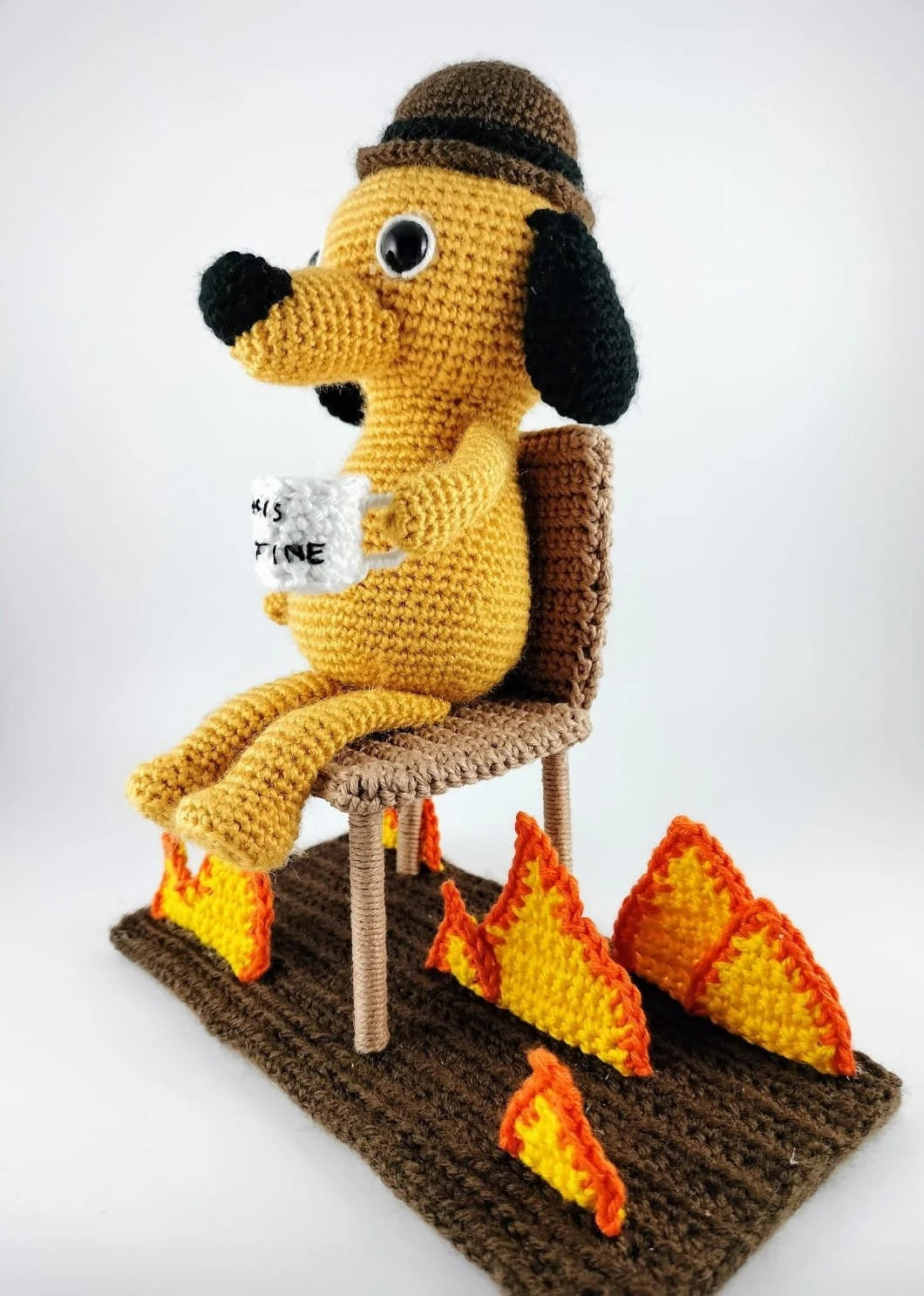 Amigurumi Question Hound