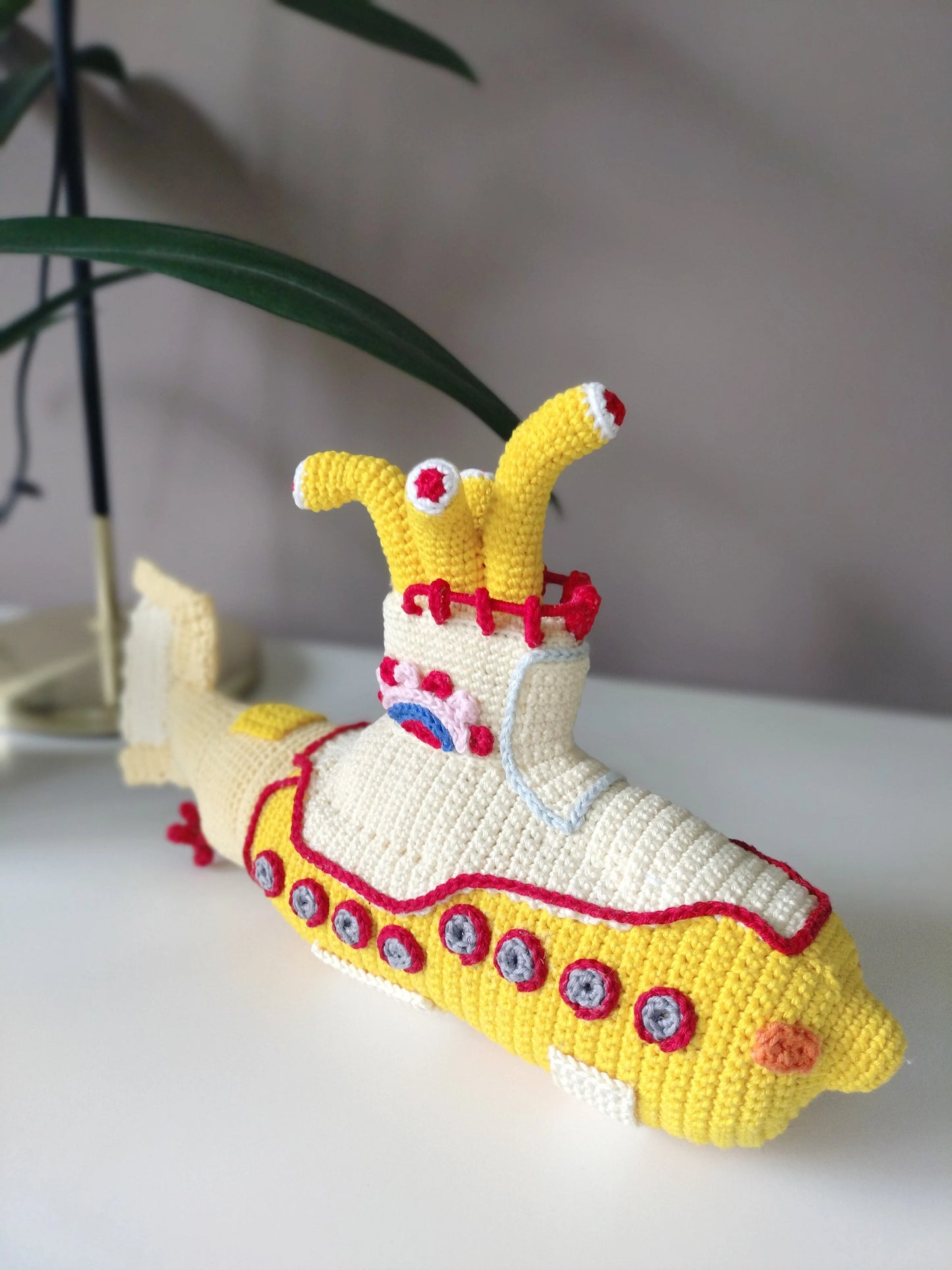 Yellow Submarine Crochê